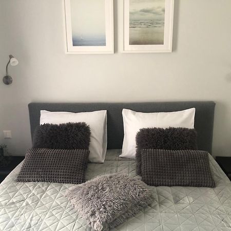 Cosy 1 Bedroom Apartment In The Heart Of Old Town With Parking Каунас Экстерьер фото