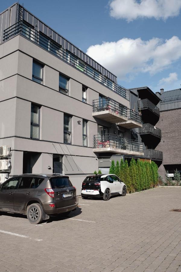 Cosy 1 Bedroom Apartment In The Heart Of Old Town With Parking Каунас Экстерьер фото